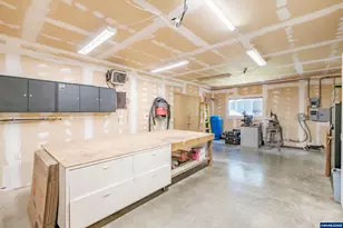 10693 Southview Lp SE, Jefferson, OR 97352 - Photo 24