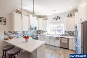 843 Sun Valley Ave, Silverton, OR 97381 - Photo 6