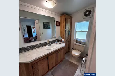 36706 Happy Hallow Rd, Blodgett, OR 97326 - Photo 10