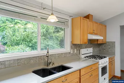 6786 NE Rochester St, Brooks, OR 97305 - Photo 12