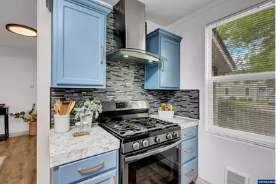 621 4th Av SE, Albany, OR 97321 - Photo 12