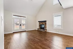 924 Park Street, Sweet Home, OR 97386 - Photo 6