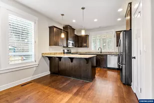 924 Park Street, Sweet Home, OR 97386 - Photo 8