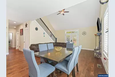 924 Park St, Sweet Home, OR 97386 - Photo 12