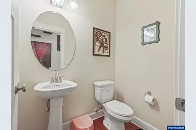 924 Park St, Sweet Home, OR 97386 - Photo 18