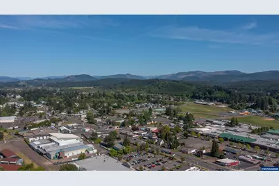 1400 Nandina St, Sweet Home, OR 97386 - Photo 32