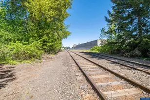 1400 Nandina St, Sweet Home, OR 97386 - Photo 18