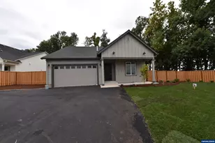 871 Oakleaf Wy, Silverton, OR 97381 - Photo 1