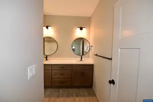 871 Oakleaf Wy, Silverton, OR 97381 - Photo 16