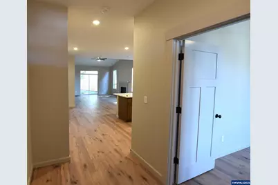 871 Oakleaf Wy, Silverton, OR 97381 - Photo 8