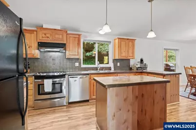 23998 Highway 20, Philomath, OR 97370 - Photo 10