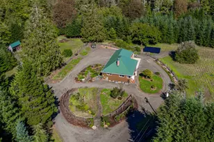 9602 Harlan Rd, Eddyville, OR 97343 - Photo 4