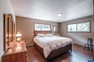 9602 Harlan Rd, Eddyville, OR 97343 - Photo 18