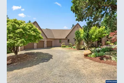 8801 SE Walnut Dr, Amity, OR 97101 - Photo 1