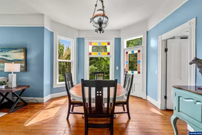 1067 Oak St, Silverton, OR 97381 - Photo 14