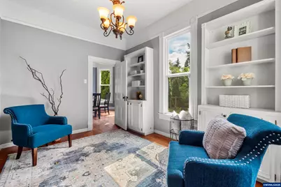 1067 Oak St, Silverton, OR 97381 - Photo 16