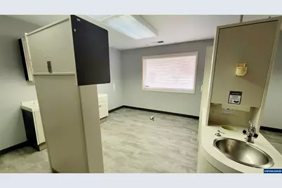 151 W Washington St, Stayton, OR 97383 - Photo 10