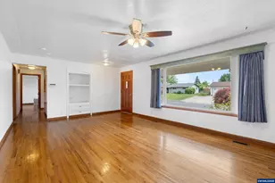 1897 Chelan St NE, Keizer, OR 97303 - Photo 8