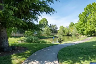 2724 Cedarwood Ct SE, Albany, OR 97322 - Photo 38