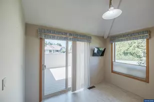 2724 Cedarwood Ct SE, Albany, OR 97322 - Photo 14