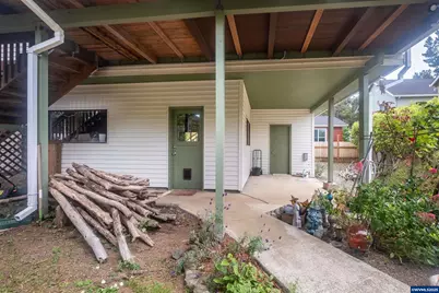 541 SE Oar Av, Lincoln City, OR 97367 - Photo 44