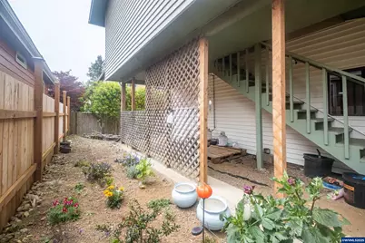 541 SE Oar Av, Lincoln City, OR 97367 - Photo 38