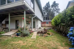 541 SE Oar Ave, Lincoln City, OR 97367 - Photo 42