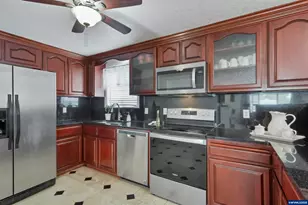 1233 Scepter Way NE, Salem, OR 97301 - Photo 12