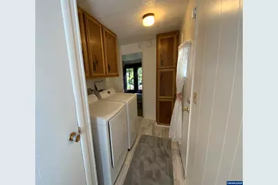 2020 Navaho SE Ct SE #2020, Salem, OR 97302 - Photo 12