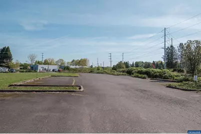 800 (Next To) NE Circle Bl, Corvallis, OR 97330 - Photo 12