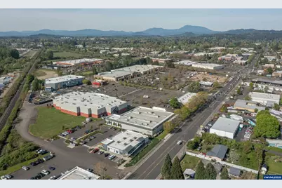 800 (Next To) NE Circle Bl, Corvallis, OR 97330 - Photo 2