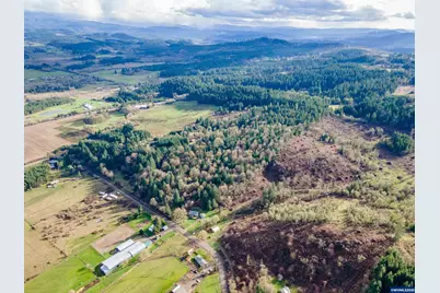 39042 Mount Hope Dr, Lebanon, OR 97355 - Photo 30