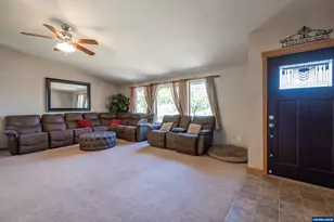 39042 Mt Hope Dr, Lebanon, OR 97355 - Photo 14