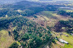 39042 Mt Hope Dr, Lebanon, OR 97355 - Photo 36