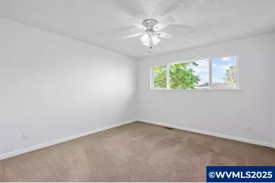 611 NE Bockes Lp, Sheridan, OR 97378 - Photo 32