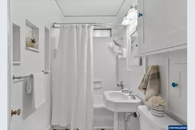 1670 B St NE, Salem, OR 97301 - Photo 20