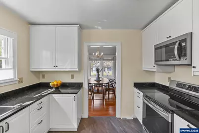 1670 B St NE, Salem, OR 97301 - Photo 16