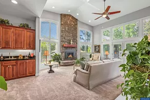 8623 Blackhawk Ct SE, Salem, OR 97317 - Photo 10