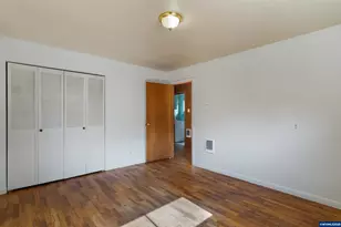 24975 S Yamhill River Rd, Willamina, OR 97396 - Photo 18