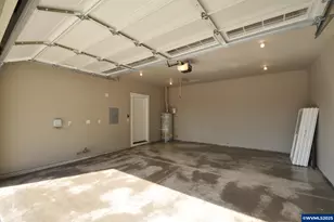 253/ 255 NW Douglas St, Dallas, OR 97338 - Photo 10