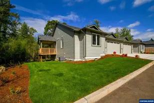 253/ 255 NW Douglas St, Dallas, OR 97338 - Photo 2