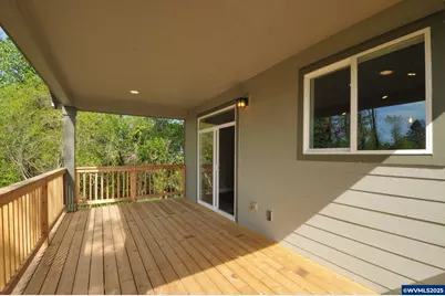 253/ 255 NW Douglas St, Dallas, OR 97338 - Photo 8