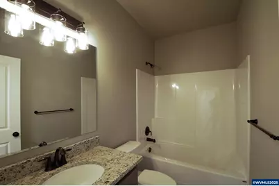 253/ 255 NW Douglas St, Dallas, OR 97338 - Photo 20