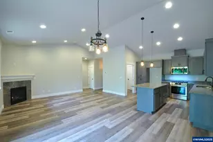 257 NW Douglas (-259) St, Dallas, OR 97338 - Photo 6