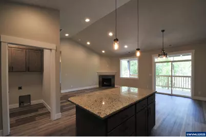 257 NW Douglas (-259) St, Dallas, OR 97338 - Photo 22