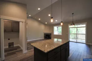 257 NW Douglas (-259) St, Dallas, OR 97338 - Photo 22