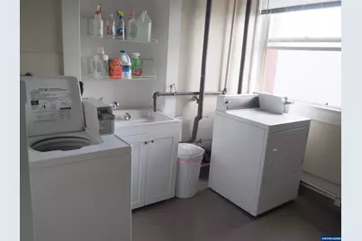 300 SW 2nd St, Corvallis, OR 97333 - Photo 32