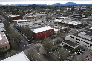 300 SW 2nd St, Corvallis, OR 97333 - Photo 8