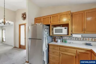 1325 Roseway Ct SE, Salem, OR 97302 - Photo 14