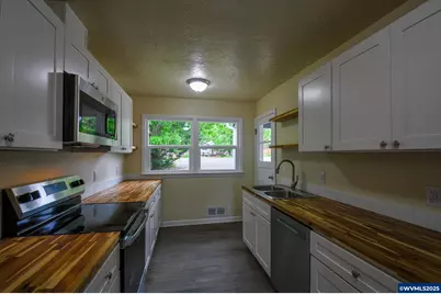 3880 Welty Av SE, Salem, OR 97302 - Photo 6